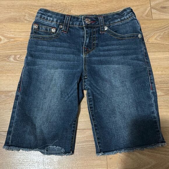 True religions boys shorts size 8 - Picture 2 of 5